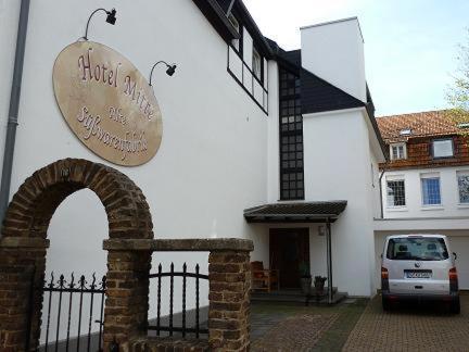 Hotel Mitte Alte Suesswarenfabrik Rheinbach Exterior photo